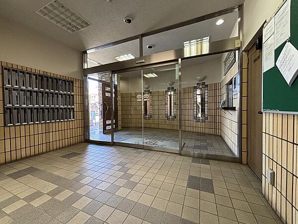 オートロック付