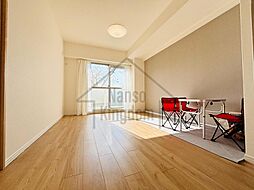 MAC市川コート 204号室 2LDKのリビング/ダイニング