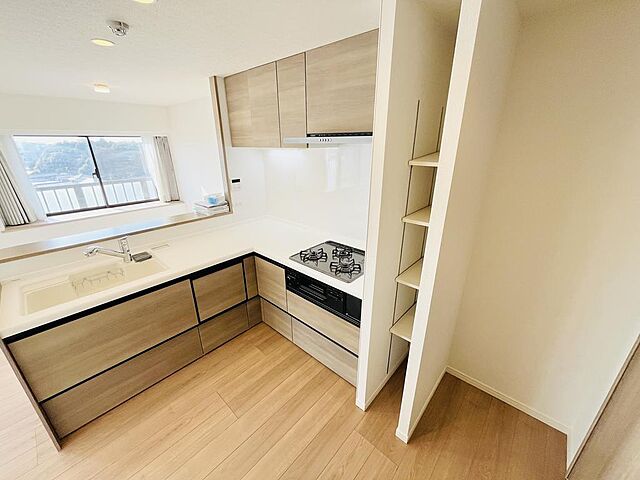 キッチン グラン津田沼ヒルズ 4階/405号室