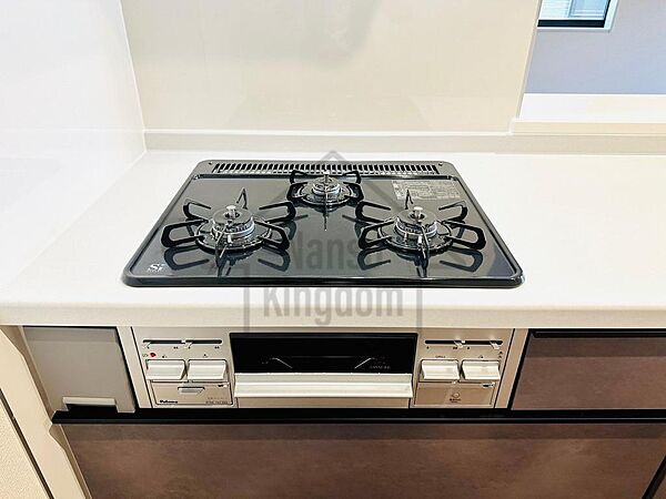三口コンロ