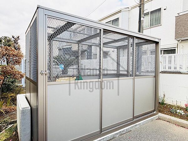 ゴミ置き場