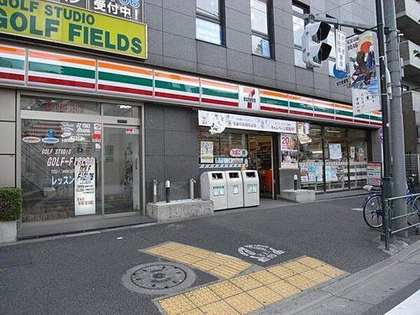セブンイレブン文京本駒込4丁目店 徒歩2分。 90m