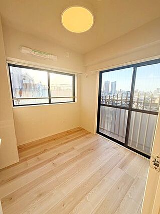 洋室3.8帖