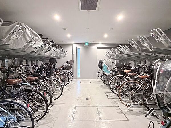 駐輪場