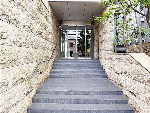 南北線「本駒込」駅徒歩6分の好立地
