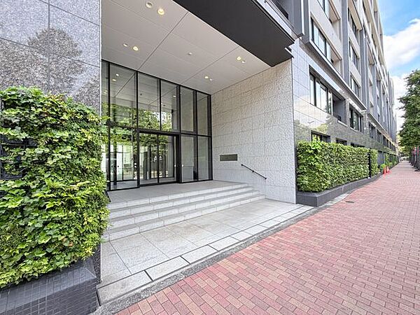 エントランスを拡大表示