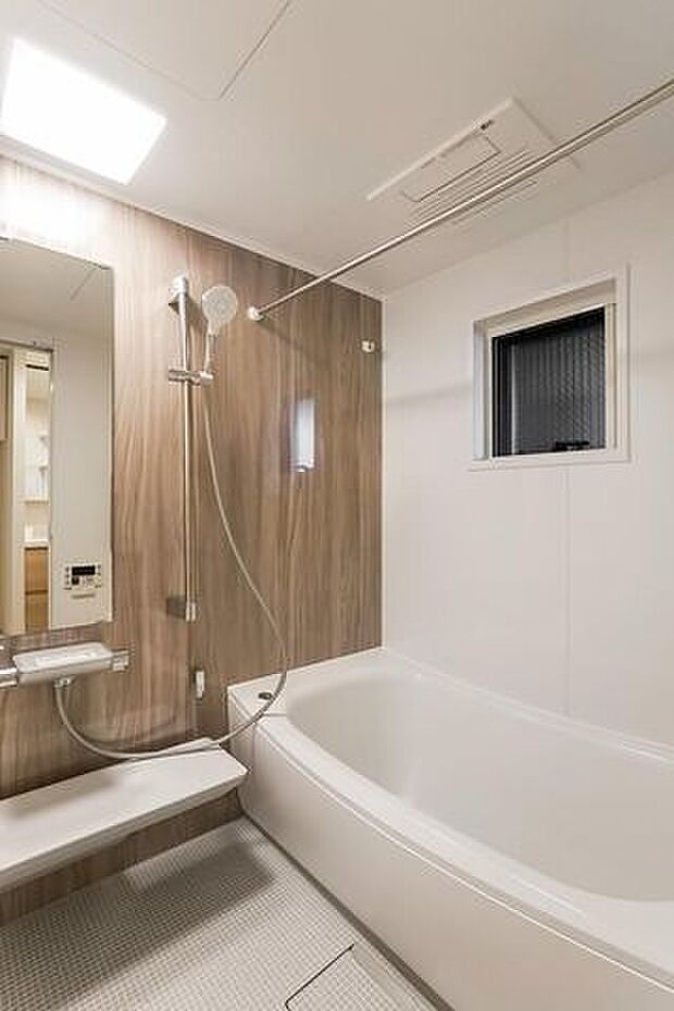 1418サイズのバスルーム(浴室換気乾燥暖房機付き)
