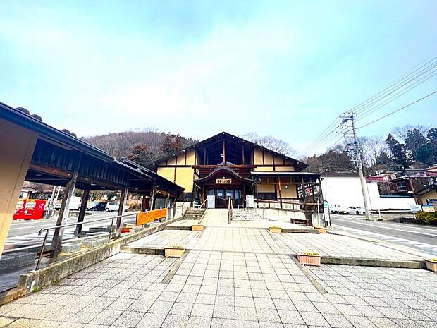 遠刈田温泉施設　約1400m 