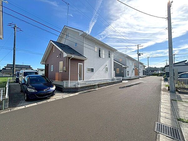 detached 宮城県亘理郡亘理町逢隈神宮寺
地図を見る