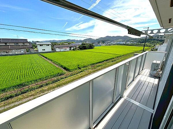 detached 宮城県亘理郡亘理町逢隈神宮寺
地図を見る