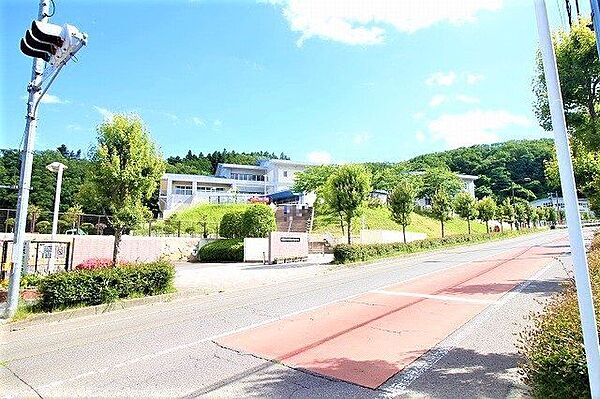 名取市立那智が丘小学校 徒歩30分。 2360m