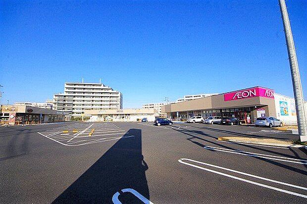 イオンタウン仙台富沢 徒歩11分。 840m