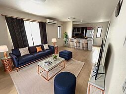 岩沼市恵み野3丁目 4LDKのリビング/ダイニング