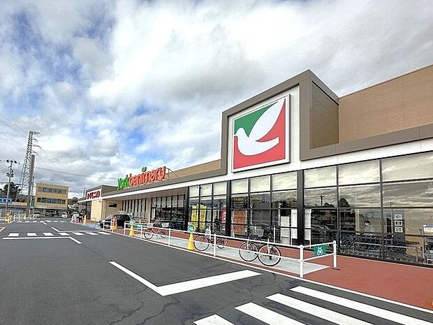 ヨークベニマル塩釜店 徒歩14分。 1080m