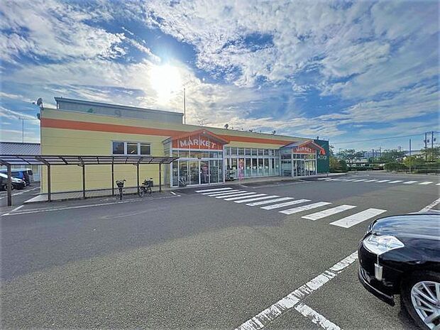 Aコープ槻木店 徒歩13分。 970m