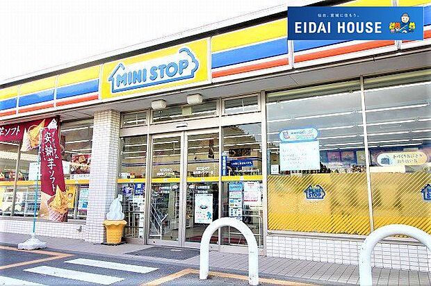 ミニストップ仙台南インター店 徒歩25分。 1950m