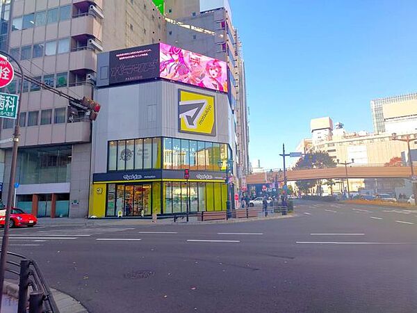 マツモトキヨシ仙台中央通り店 徒歩9分。 690m