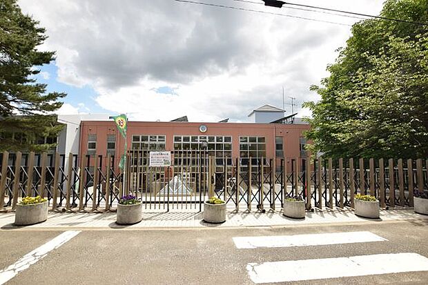 仙台市立八木山小学校 徒歩10分。 750m