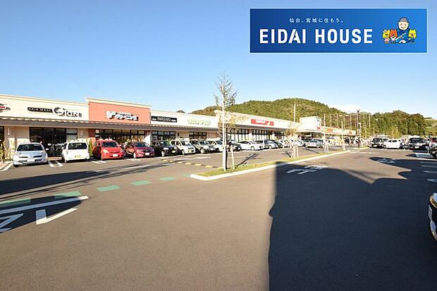 フォレストモール仙台茂庭 徒歩44分。 3470m