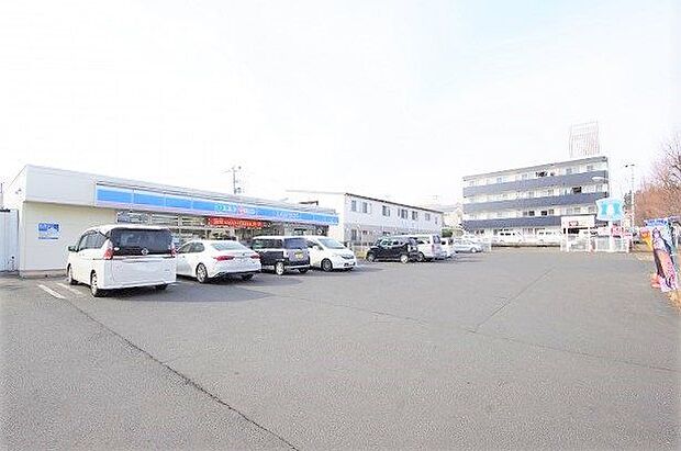 ローソン仙台富沢二丁目北店 徒歩3分。 210m
