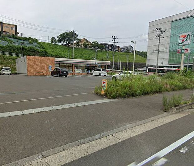 セブンイレブン富谷鷹乃杜4丁目店 徒歩38分。 2970m