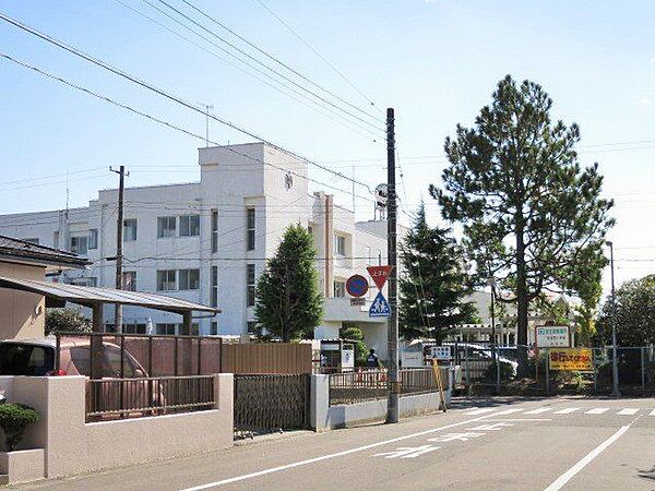 岩沼市立岩沼西小学校 徒歩16分。 1260m