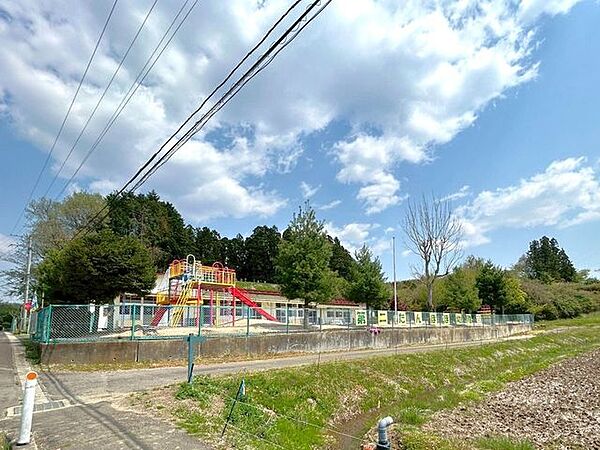 第二たんぽぽ幼稚園 徒歩100分。 7940m