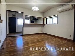 宗像市曲中古戸建 4LDKのリビング/ダイニング