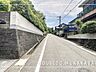 外観：前面道路含む現地写真