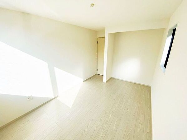 洋室を拡大表示