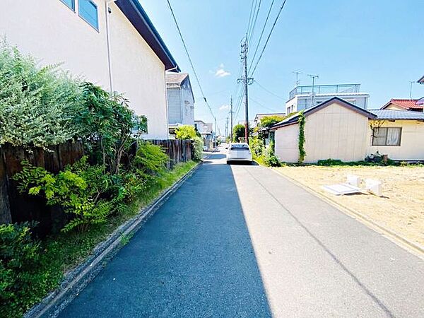 前面道路含む現地写真