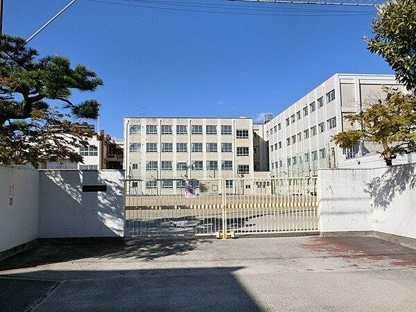 名古屋市立田代小学校 1100m