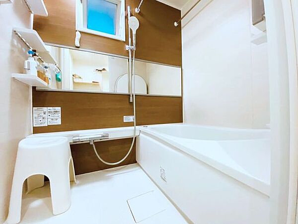 浴室を拡大表示