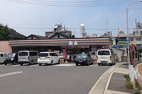 セブンイレブン名古屋赤坂町店■プライベートブランドの商品も充実した24時間営業の「セブンイレブン、いい気分」セブンイレブン。nanacoカードなどがご利用いただけます！ 210m