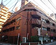 新宿御苑前駅より徒歩6分 3階 築41年8ヶ月の賃貸物件