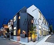 LUXST 1階 築8年3ヶ月の賃貸物件