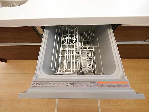 食洗器完備のシステムキッチンです。