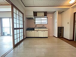 コーポラス翼 5階2DKのリビング/ダイニング