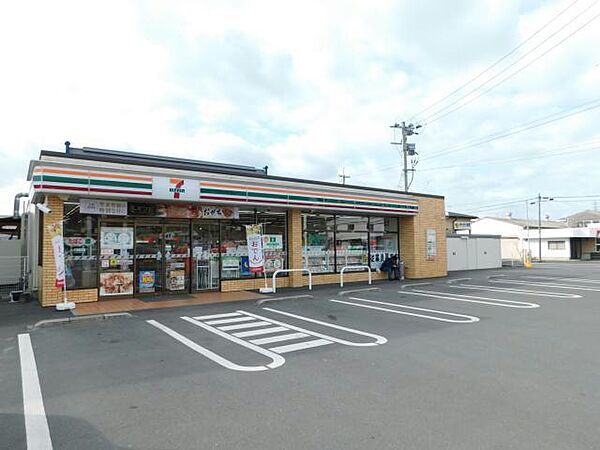 画像21:セブンイレブン鹿屋青果市場前店 437m