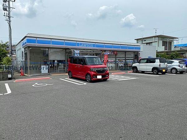 画像20:ローソン鹿児島笹貫電停店 430m