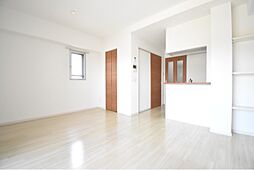 オーベル中郡 11階ワンルームのリビング/ダイニング