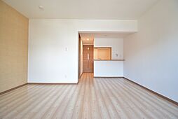 up well base 3階ワンルームのリビング/ダイニング