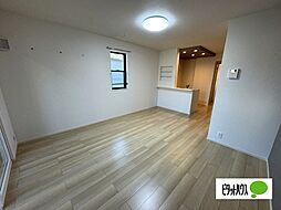 キャトルメゾン 202 2階ワンルームのリビング/ダイニング