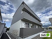 平田駅より徒歩8分 1階 築2年7ヶ月の賃貸物件