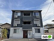 松本駅よりバス9分 徒歩3分 3階 築2年の賃貸物件