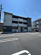 平田駅より徒歩8分 3階 築2年9ヶ月の賃貸物件