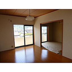 グリンビュー日滝　Ａ棟 201 2階3DKのリビング/ダイニング