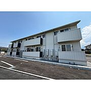 須坂駅より徒歩14分 築1年1ヶ月 2階建の賃貸物件
