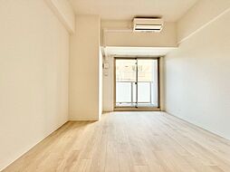 クローバー・グランツ弁天町 1001 10階1Kのリビング/ダイニング