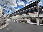 緑橋駅より徒歩8分 1階 築1年の賃貸物件